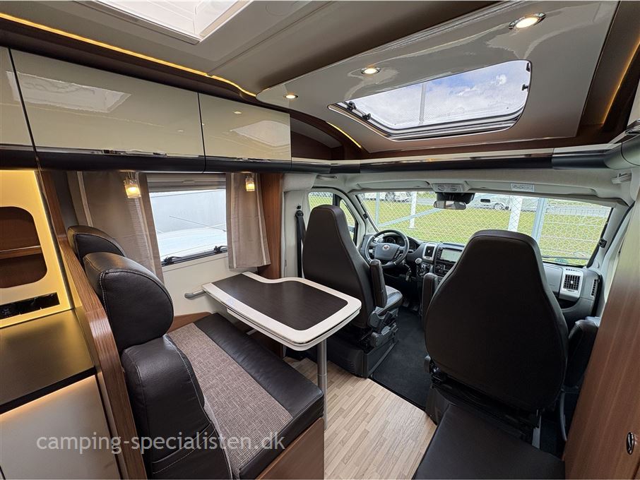 LMC Cruiser Premium T 681 G